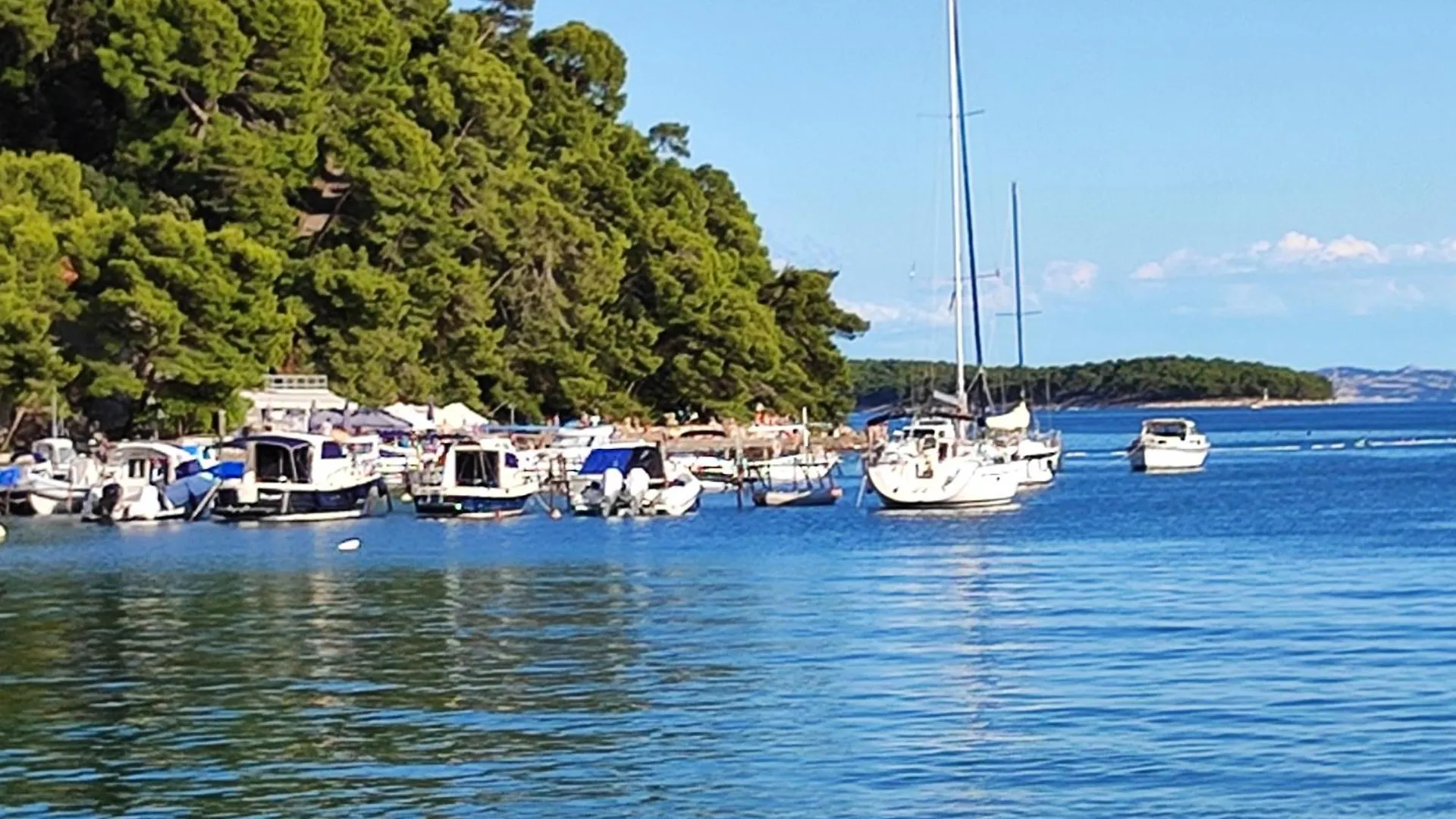 Stellar Suite Palit 0*,  Croatia